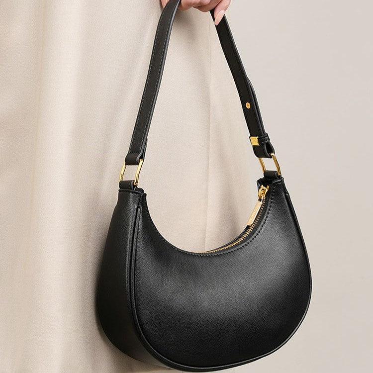 Women's Crescent Moon Hobo Bag — Effortlessly Versatile Underarm Purse with Refined Details