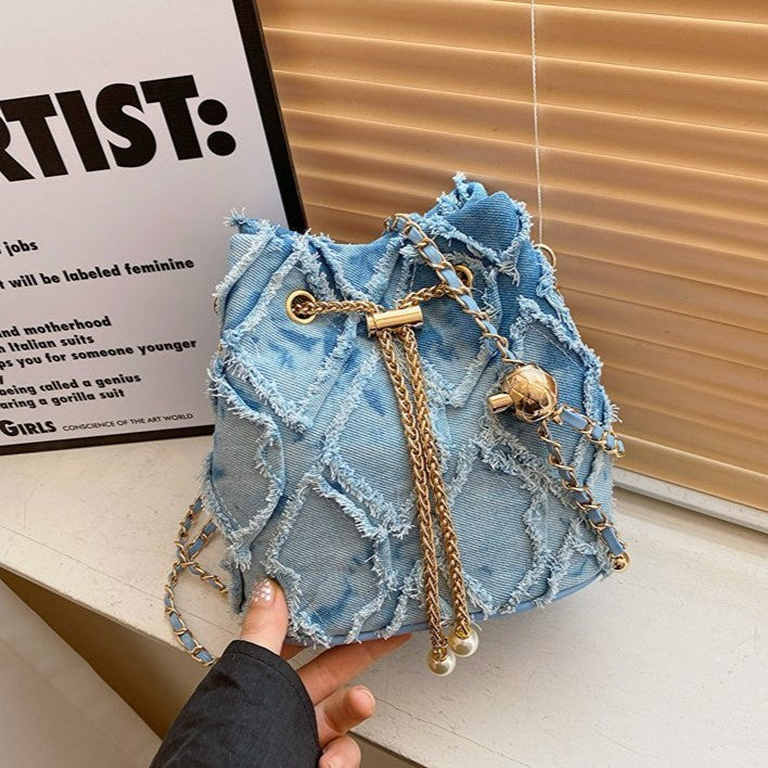 Women's Quilted Denim Bucket Bag - Trendy Large Capacity Chain Strap Shoulder/Crossbody Bag